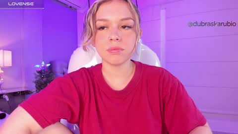 Snapshot of thalia21_ chatting on 12/22/24, 08:16 Thalia21 online show from 12/22/24, 08:16