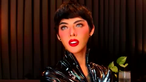 Thalia Saint online show from 02/01/25, 08:08