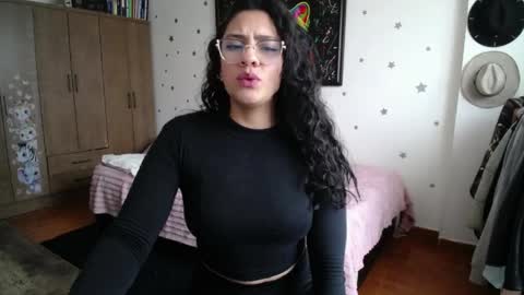    online show from 04/17/26, 05:49