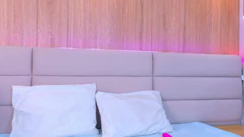 thalianarosse online show from 04/05/26, 04:20