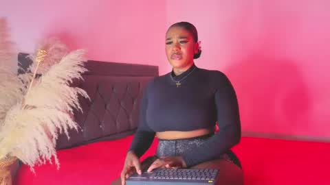 thalyanna_ebony online show from 05/02/26, 12:26