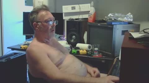 Snapshot of thang5545 chatting on 01/01/25, 03:13 thang5545 online show from 01/01/25, 03:13