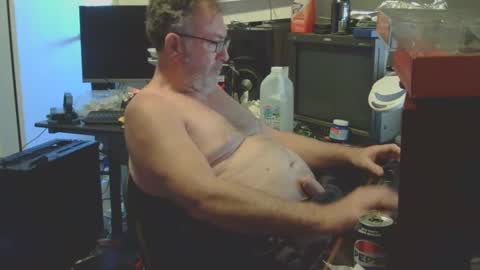 Snapshot of thang5545 chatting on 01/05/25, 12:31 thang5545 online show from 01/05/25, 12:31