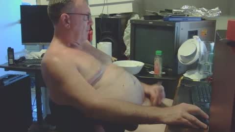 Snapshot of thang5545 chatting on 02/01/25, 06:32 thang5545 online show from 02/01/25, 06:32