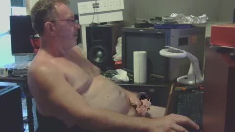 Snapshot of thang5545 chatting on 02/10/25, 03:57 thang5545 online show from 02/10/25, 03:57