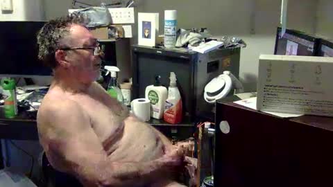 Snapshot of thang5545 chatting on 10/14/25, 01:28 thang5545 online show from 10/14/25, 01:28