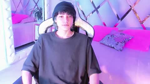 thanier_18 online show from 02/27/26, 07:36