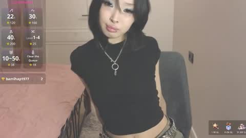 Snapshot of thanos_world1321002 chatting on 12/18/25, 11:00 thanos_world1321002 online show from 12/18/25, 11:00