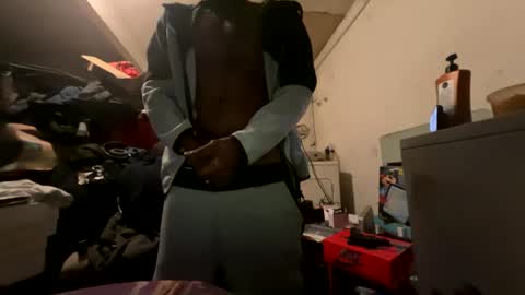 Snapshot of thanxmisterr chatting on 06/26/26, 03:11 thanxmisterr online show from 06/26/26, 03:11