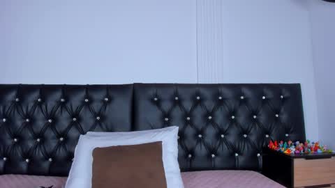 thara webstter online show from 10/24/25, 11:50