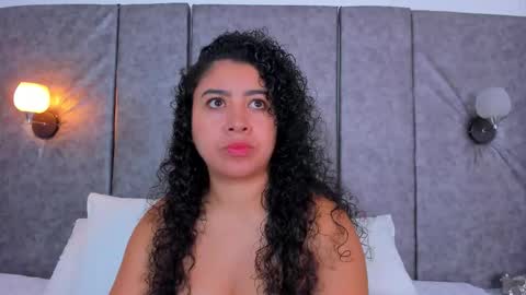 thara webstter online show from 12/03/25, 11:41