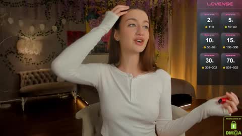 Snapshot of that_eva chatting on 11/13/25, 06:12 Your Eva online show from 11/13/25, 06:12