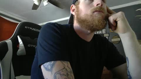Snapshot of thatbigdickguy67426488 chatting on 02/13/25, 08:34 thatbigdickguy67426488 online show from 02/13/25, 08:34