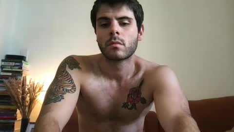 Snapshot of thatfeelsgoood chatting on 10/02/25, 02:57 thatfeelsgoood online show from 10/02/25, 02:57