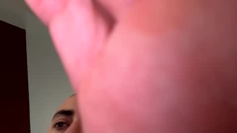 Snapshot of thatguy1585 chatting on 11/24/25, 08:30 Thatguy1585 online show from 11/24/25, 08:30