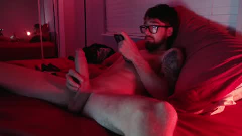 Snapshot of thatguyfromx chatting on 12/22/24, 07:00 That guy follow on X online show from 12/22/24, 07:00