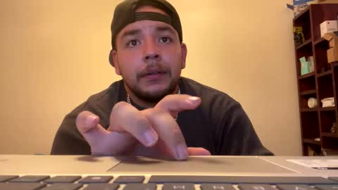 Snapshot of thatguymichael93 chatting on 10/27/25, 10:03 thatguymichael93 online show from 10/27/25, 10:03