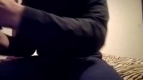 thatman1997655 online show from 11/18/25, 05:45