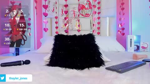 Thayler  online show from 02/11/25, 02:46