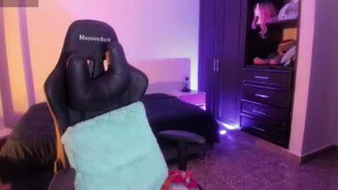 Paola online show from 01/16/25, 10:02