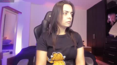 Paola online show from 03/09/25, 04:11