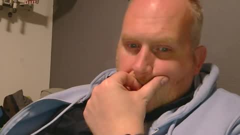 the007146368 online show from 11/05/25, 07:14