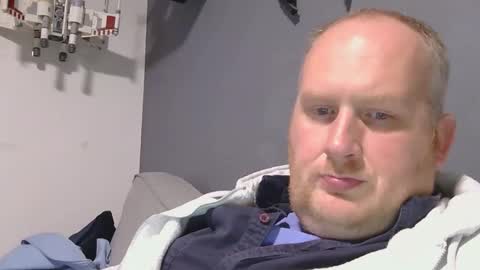 the007146368 online show from 11/25/25, 06:30