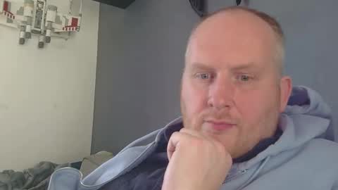 Snapshot of the007146368 chatting on 03/12/26, 04:24 the007146368 online show from 03/12/26, 04:24