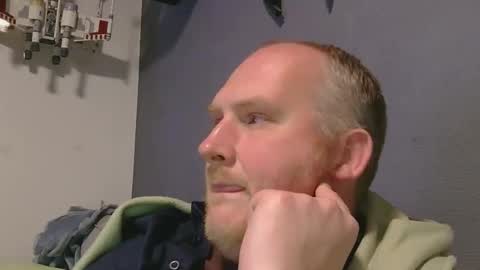 Snapshot of the007146368 chatting on 04/17/26, 08:23 the007146368 online show from 04/17/26, 08:23