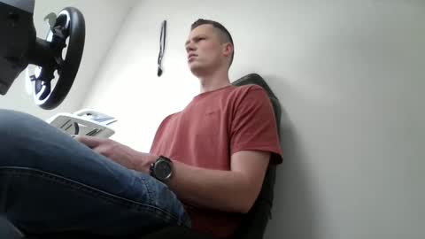 Dennis online show from 11/06/25, 09:32