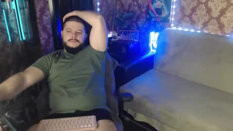 Snapshot of the_avengersgth chatting on 12/15/25, 01:43 thor lord online show from 12/15/25, 01:43