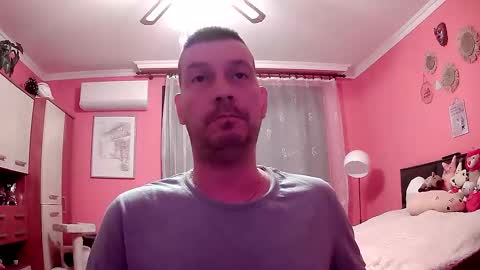 the_bee16 online show from 05/29/26, 07:39