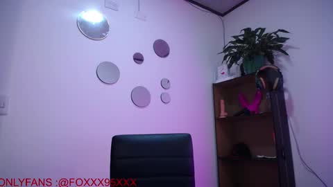 the girl of your dreams online show from 02/12/25, 02:45