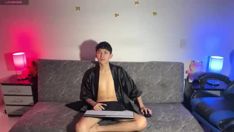 Snapshot of the_boys02 chatting on 03/01/26, 06:10 the_boys02 online show from 03/01/26, 06:10