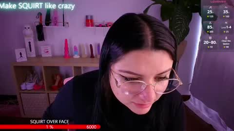 Snapshot of the_cat_girl_ chatting on 11/18/25, 05:17 i am Cat online show from 11/18/25, 05:17