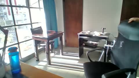 Snapshot of the_dark_knive_ chatting on 10/03/25, 08:50 the_dark_knive_ online show from 10/03/25, 08:50