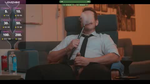 Snapshot of the_dilf chatting on 11/08/25, 02:06 The DILF - online show from 11/08/25, 02:06