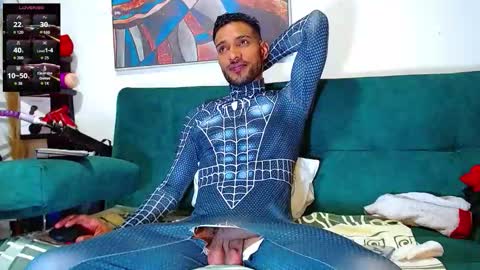 Snapshot of the_dog_lian chatting on 11/17/25, 11:54 the dog lian online show from 11/17/25, 11:54