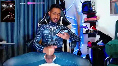 Snapshot of the_dog_lian chatting on 11/18/25, 11:59 the dog lian online show from 11/18/25, 11:59