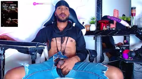 Snapshot of the_dog_lian chatting on 12/02/25, 12:27 the dog lian online show from 12/02/25, 12:27