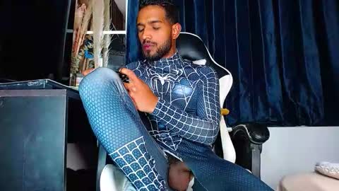 Snapshot of the_dog_lian chatting on 02/27/26, 01:38 the dog lian online show from 02/27/26, 01:38