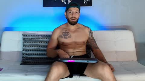 Snapshot of the_golden_boys chatting on 02/06/25, 02:22 SCOTT THEO KAMERON GENDERSON online show from 02/06/25, 02:22