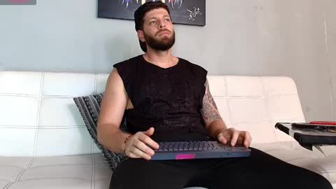 Snapshot of the_golden_boys chatting on 02/28/25, 09:12 SCOTT THEO KAMERON GENDERSON online show from 02/28/25, 09:12