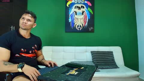 Snapshot of the_golden_boys chatting on 09/17/25, 11:39 SCOTT THEO KAMERON GENDERSON online show from 09/17/25, 11:39