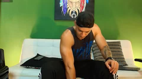 Snapshot of the_golden_boys chatting on 09/19/25, 12:02 SCOTT THEO KAMERON GENDERSON online show from 09/19/25, 12:02