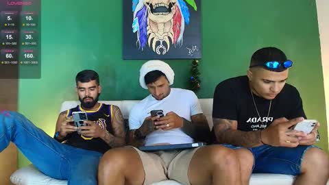 Snapshot of the_golden_boys chatting on 12/15/25, 09:41 SCOTT THEO KAMERON GENDERSON online show from 12/15/25, 09:41