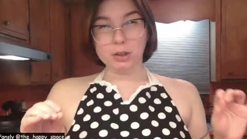 MATERNITY LEAVE  online show from 01/16/26, 01:20