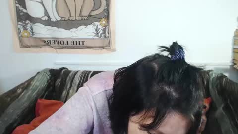 Snapshot of the_ice_woman chatting on 09/30/25, 02:16 the_ice_woman online show from 09/30/25, 02:16