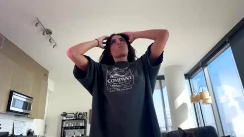 Snapshot of the_isa_bella chatting on 12/20/25, 07:21 the_isa_bella online show from 12/20/25, 07:21