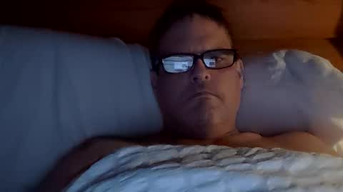 Snapshot of the_man_for_u chatting on 11/11/25, 11:43 Chris online show from 11/11/25, 11:43